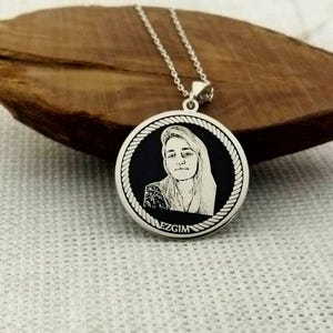 Framed Photo Necklace Engraved Pendant Gift for Lover, Mother, Family, Friend 925 Sterling Silver