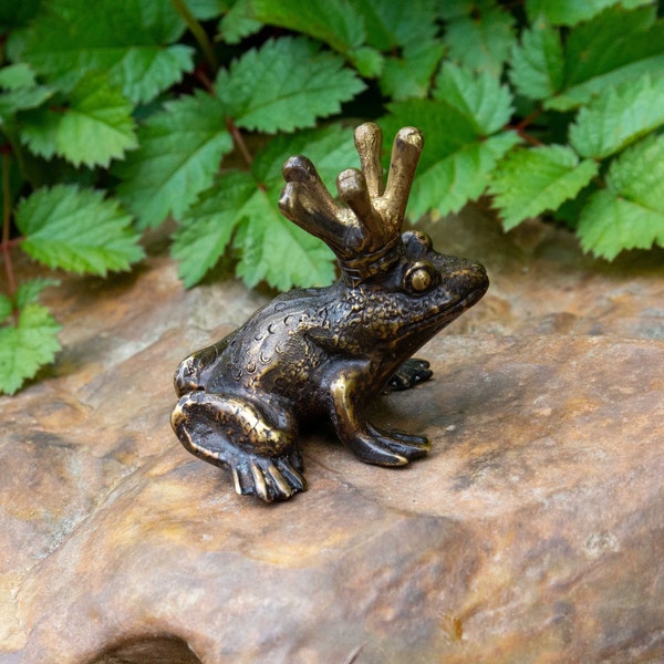 IDYL Bronze-Skulptur Froschkönig sitzend