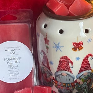 Farmhouse Yuletide Wax Tart – Holiday Edition - Rustic Christmas Scented Melts, Hand-Poured Wax Tarts