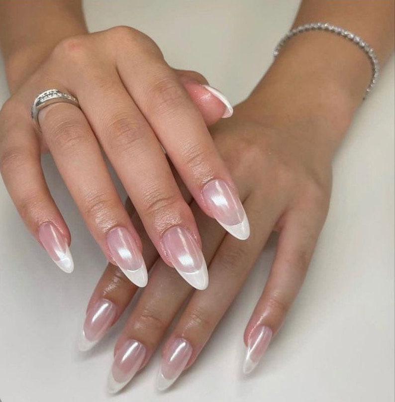 White Pearl Nail Mirror Pearlescent Chrome Powder Sheer Glazed Donut Effect Dust Nails Shine Gunmetal Crystal Shiny Manicure DIY Shimmer zdjęcie 5