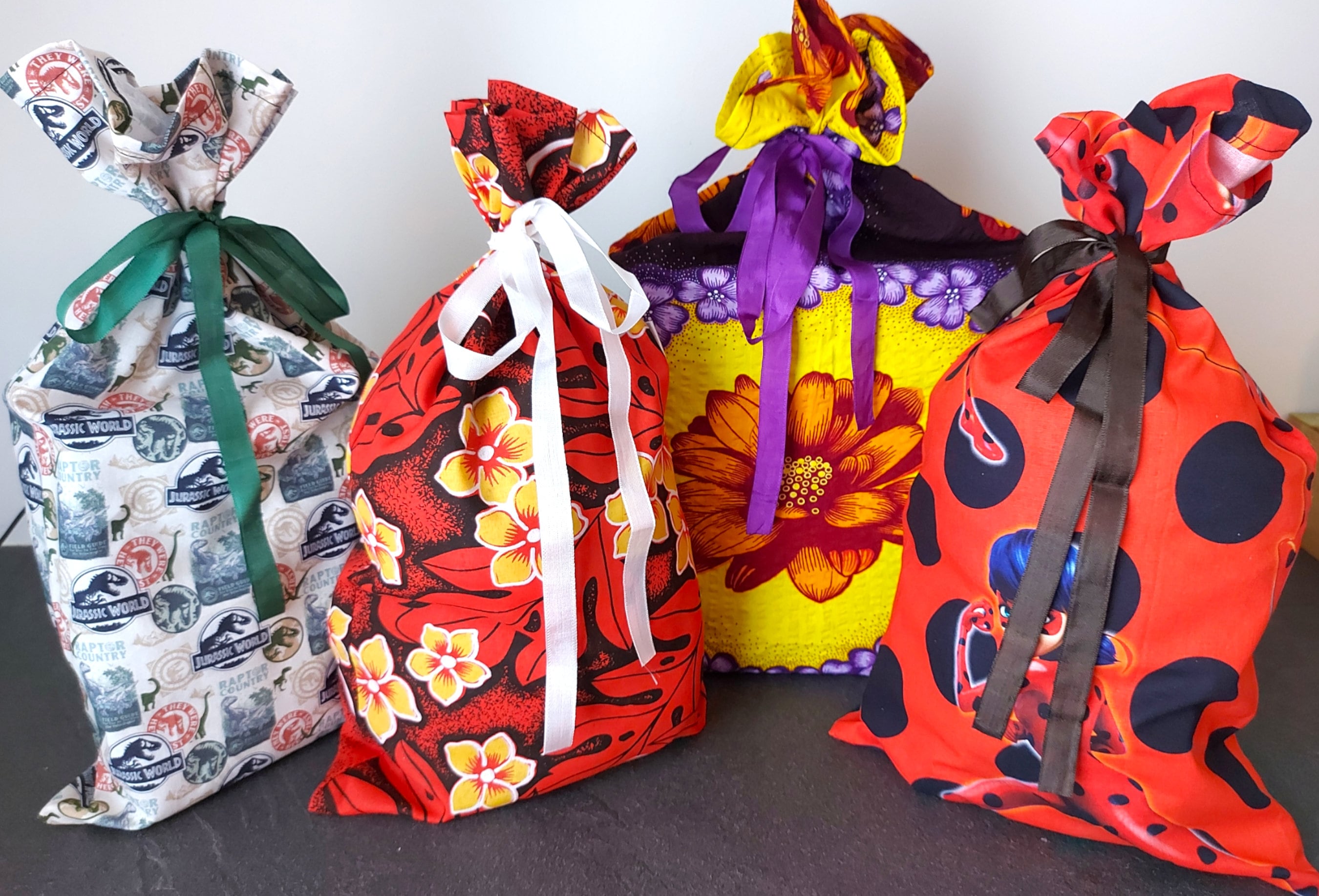 GALUPY Craze Pochette Surprise Enfant Surprise Bag Assortiment Jouets  Petits Cadeaux Anniversaire Fille & Fourniture Scolaire Jouet Licorne Fille