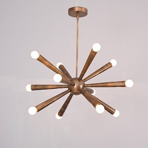 12 leichte Stilnovo Style Messing Kronleuchter Leuchte