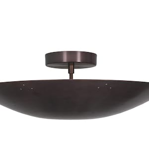 6 leichte elegante Decken-Unterputz gelochte Licht Anhänger Mid Century Modern Rohmessing Sputnik Kronleuchter Leuchte.