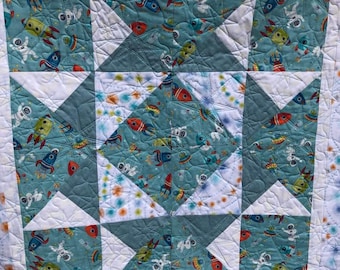 Blue spaceman quilt