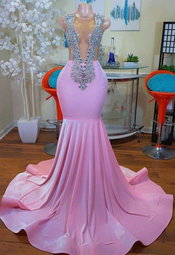 Gorgeous Gray Blue Illusion Princess Style Prom Dress With O Neck, Feather  Applique, Lace, And Glitter Floor Length Sleeveless Quinceanera Evening Gown  From Uniqueeveningdress, $85.84 | DHgate.Com