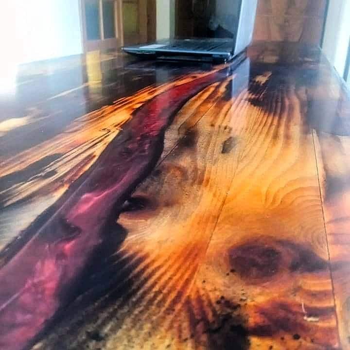 table En bois Et Résine