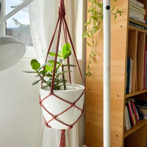 Crystal Ball Prism Sun Catcher with Macrame Plant Hanger Gift for Mom, Macrame Plant Holder with Bohemian Crystal Interior Decoration