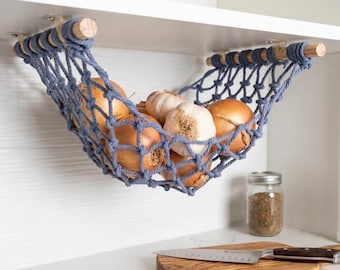 Fruit Hammock en Macrame for Under Kitchen Cabinet, Space Saver Storage for Vans, Gift for Mom