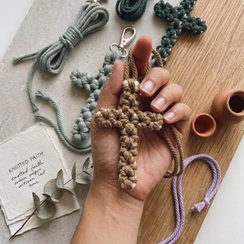 Macrame Cross Keychain Pattern, DIY Macrame Tutorial PDF, Flower Cross ...
