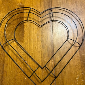  12 Heart Shaped Wire Wreath Frame Set of 2 : Home & Kitchen
