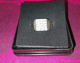 Pre owned silver ring for a man