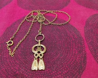 Collier bretzels Vyborg fabriqué par Kalevala Koru