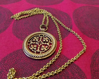 Diese seltene Kalevala Kette wird in Finnland die Kette aus Tuukkala genannt