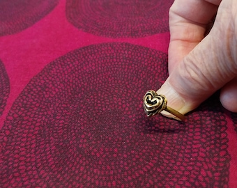 Bague Cœur de maison fabriquée par Kalevala Koru en Finlande