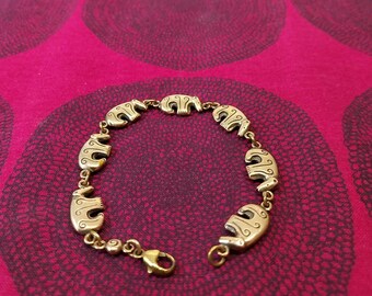 Le bracelet Ours de Kalevala Koru en Finlande