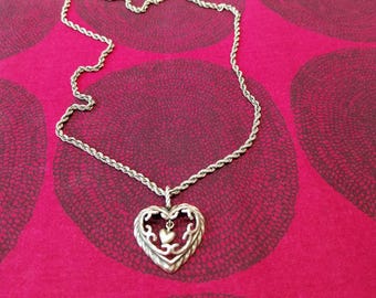 Collar de plata Kalevala llamado Corazón de la Casa
