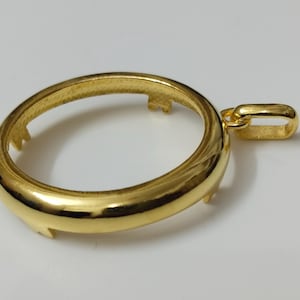 Colgante de bisel redondo hecho a mano en plata de ley 925: engaste de conector de moneda