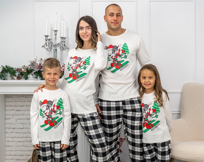 Agencement De Pyjamas De Famille, Cadeaux Saint Valentin pour femme, Vêtements de famille, Meilleurs cadeaux pour elle, Pyjamas de famille d'hiver, Pyjamas assortis à carreaux, Photo