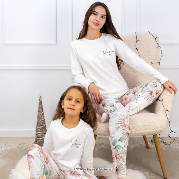 Mother Daughter Matching Pajamas, Mothers Day Gift, Mommy And Me Matching Jammies, Mama and Minnie Gifts For Her, Flowers Pjs, Homewear
