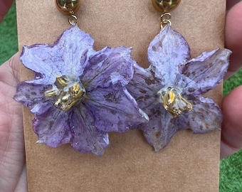 Jewelry set with natural eggplant flower | Real dried and resin-coated flower | Necklace and earrings in gold-plated stainless steel