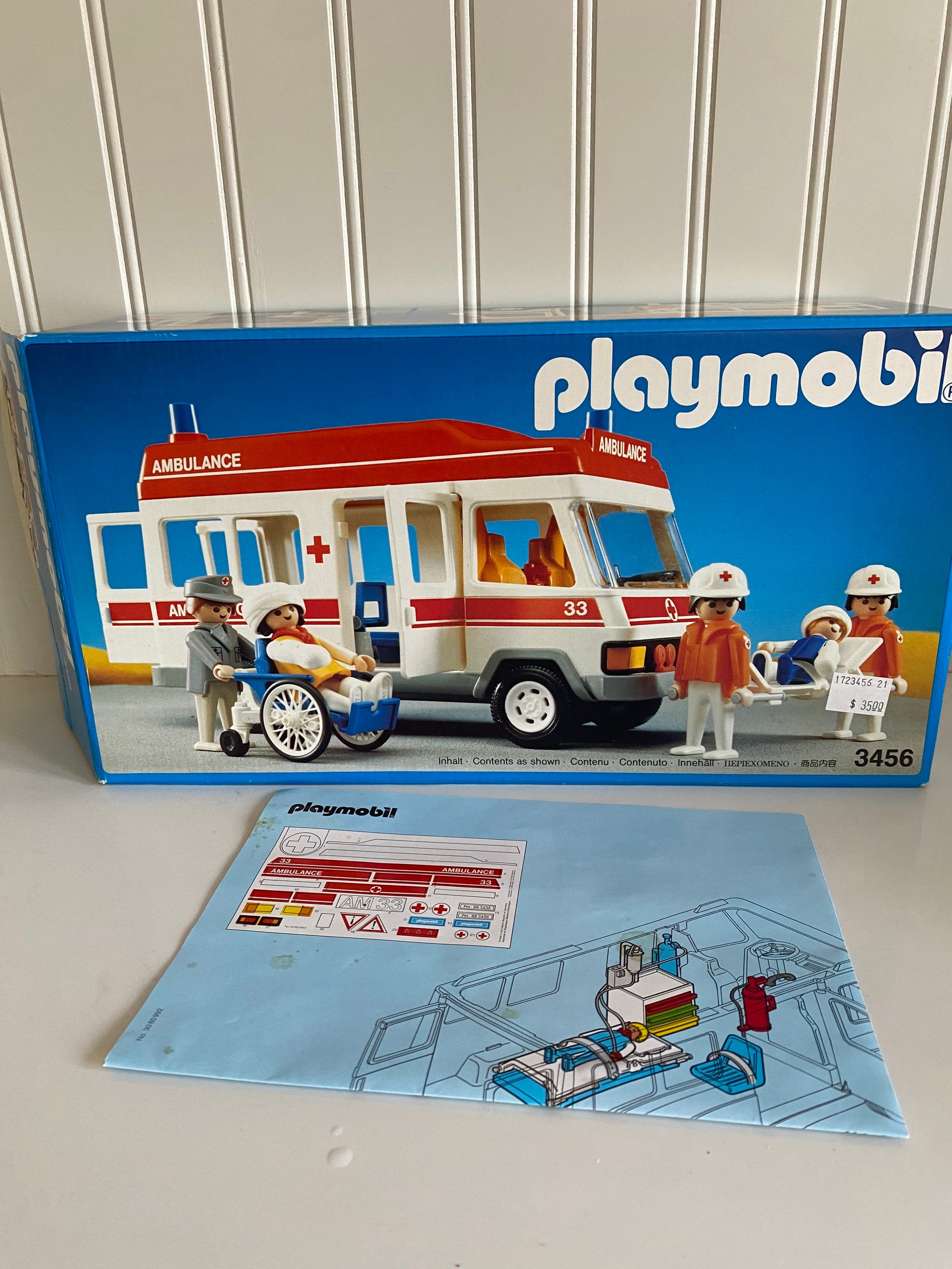 Vintage Playmobil 3456-ambulance and People 