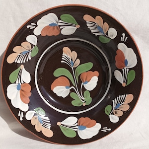 Hungarian Traditional Folk Black Plate, Vintage Hand Painted Wall Plate Dishes, Wall Hangings, Folk Art, Flower Design