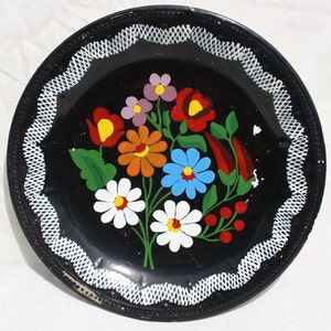 Traditional Hungarian Folk Handpainted Decorative Black Wall Plate, Colored Granit Wall Plate Pottery Flower Designed
