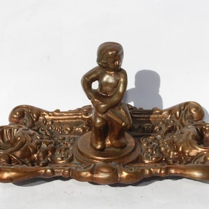 Bronzen sigarenbord, messing asplaat, messing plaat, messing schaal, koperen schaal, gesigneerde messing plaat