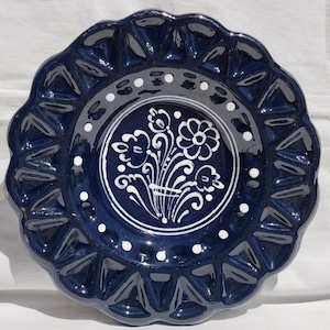 Folk White Flower Blue Plate, Handpainted Wall Plate, Wall Hanging, Kitchen Decoration, Rare Wall Hanging Plate