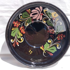 Vintage Hungarian Traditional Folk Plate, Vintage Hand Painted Wall Plate Dishes, Wall Hangings, Folk Black Art, Flower Design