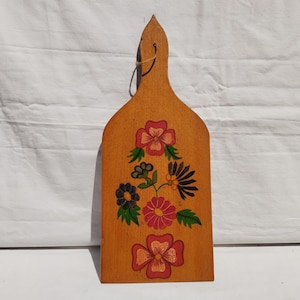 Folk Rustic Cutting Board, Vintage Chopping Board -Unique Painted Cheese Bread Sandwich Board Farmhouse Country Kitchen-Folk Motif