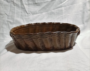 Antique Ceramic Baking Form: 19th Century Kitchen Decor