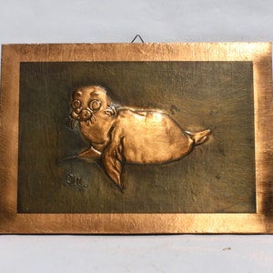 Brass Seal Picture, Child Picture of Baby Seal