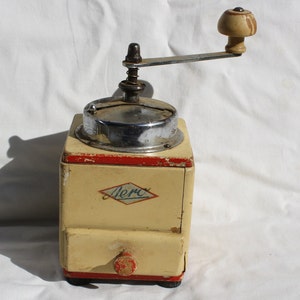 Coffee Grinder, Wood Coffee Grinder, Wood Pepper Mill Grinder