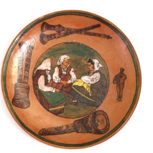 Wall Plate, Ceramic Wall Plate, Italian Plate, Italian Wall Plate, Italian Ceramic, Italian Pottery, Instrument Scene Plate