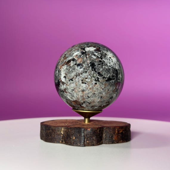 Yooperlite Sphere 414g With Decorative Stand | UV Reactive Crystal