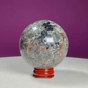 Yooperlite Sphere (Includes Wood Stand)