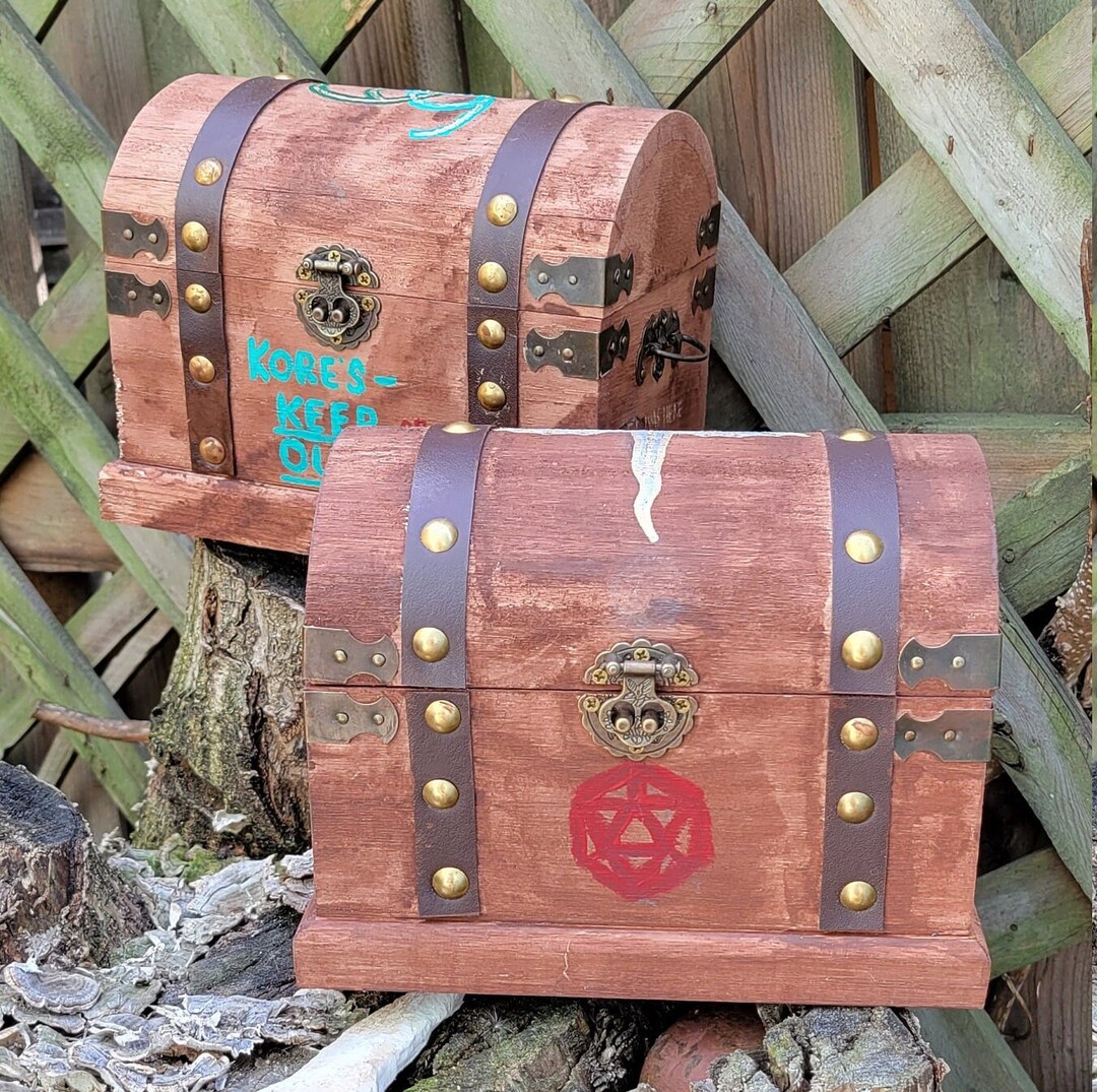 Custom Character Dice Boxes - Etsy