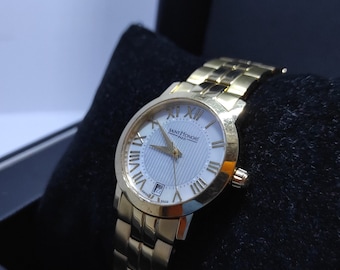 Saint Honore Trocadero 751120.3-F16, Women&#39;s Wristwatch, Pearl dial, Gold tone, Beautiful leadis wrist watch, Swiss wristwatch