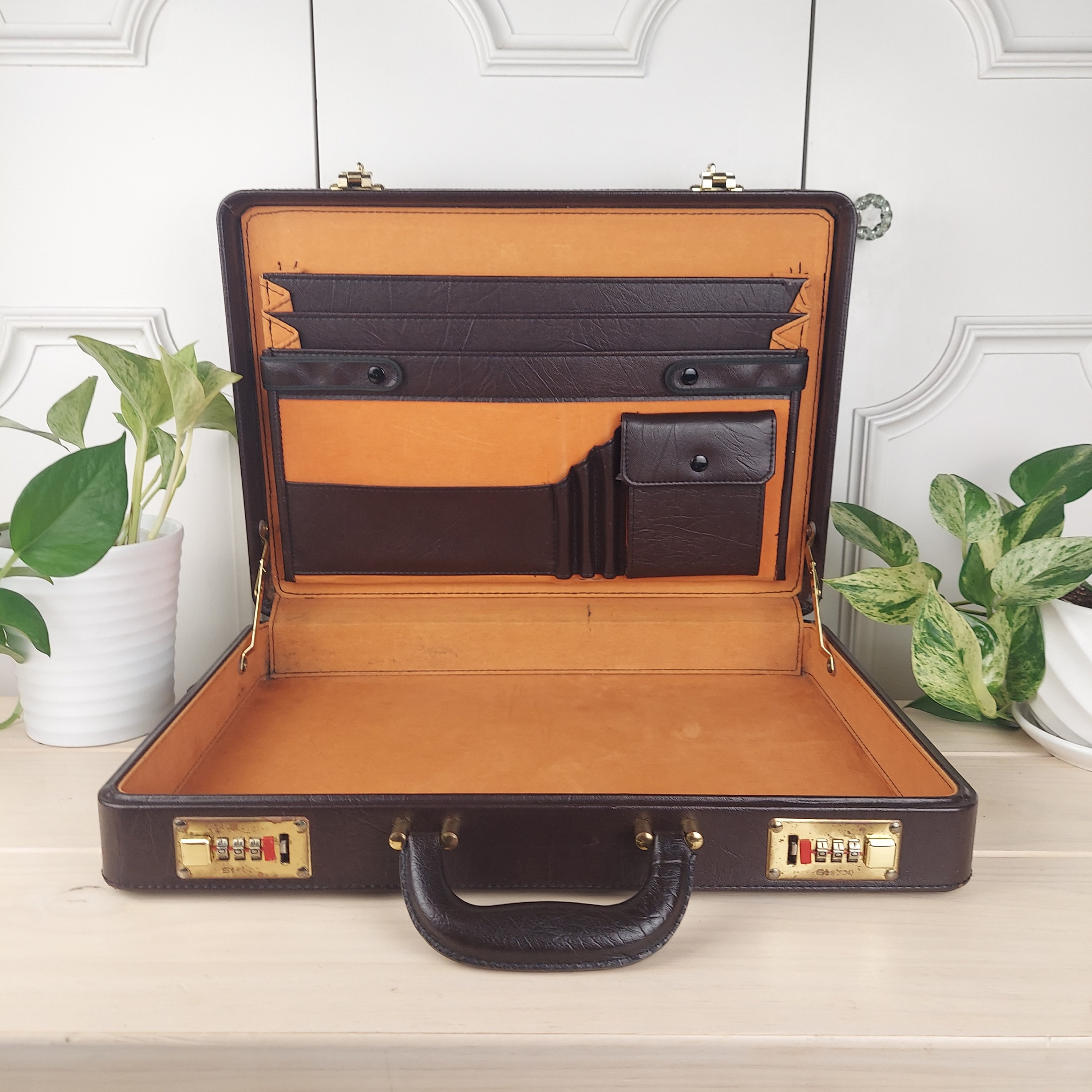Vintage Brown Hard shell Briefcase With Retro Orange Interior