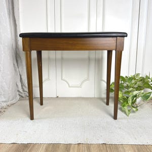Mid Century Bench with Tapered Legs and Upholstered Seat, 22-1/2"
