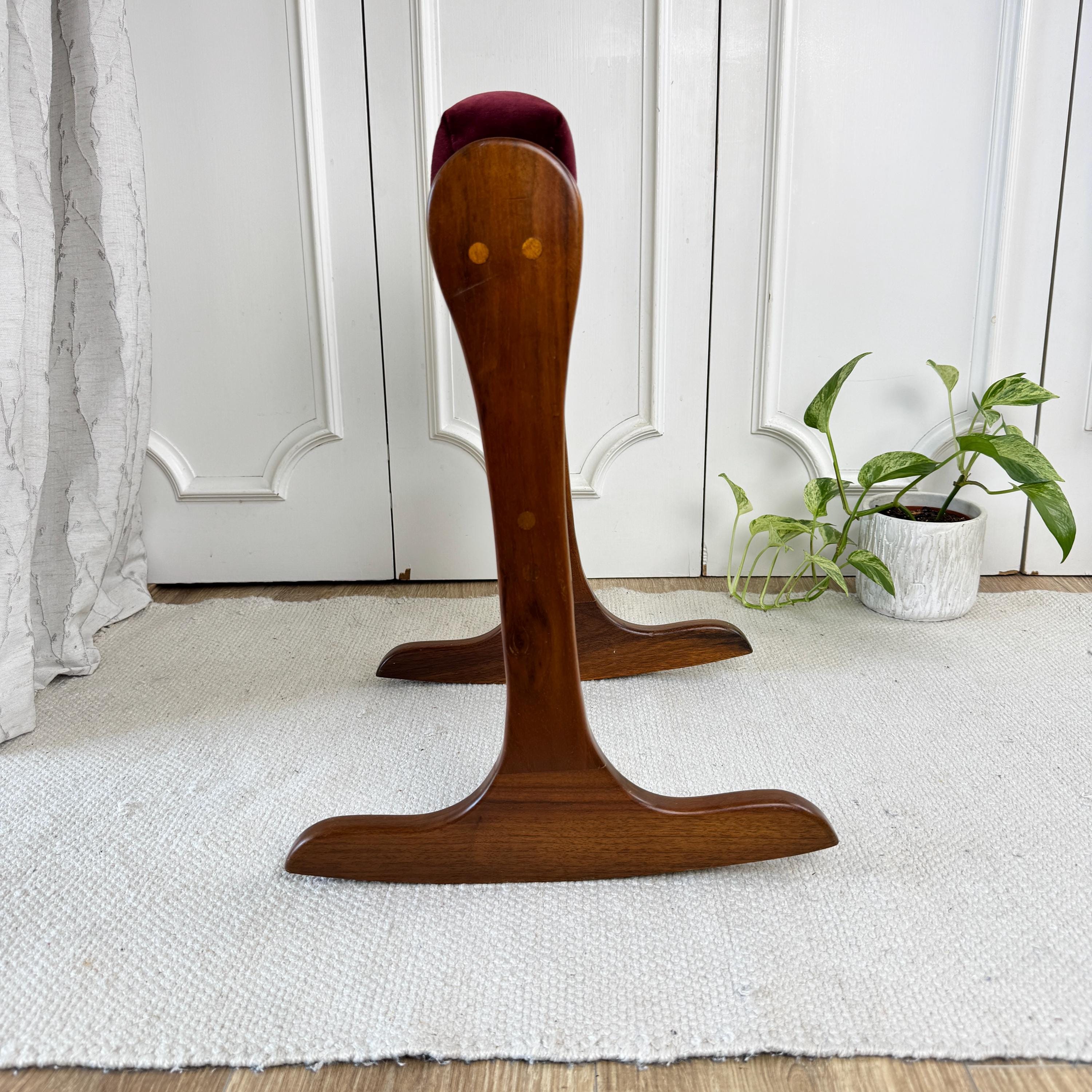 Gout Rocker Vintage Rocking Gout Footstool, Unique Rocking Foot Stool, 19-1/2