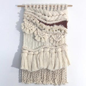 Tapiz de pared de macramé / Decoración artística de fibra neutra / Tapiz de macramé tejido a mano / Decoración rústica bohemia