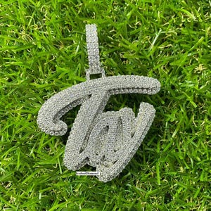 Colgante de moissanita VVS personalizado de 6 quilates, colgante de plata 925 con acabado esmaltado para él/ella, el mejor regalo de cumpleaños, joyería de rapero, grabado gratuito