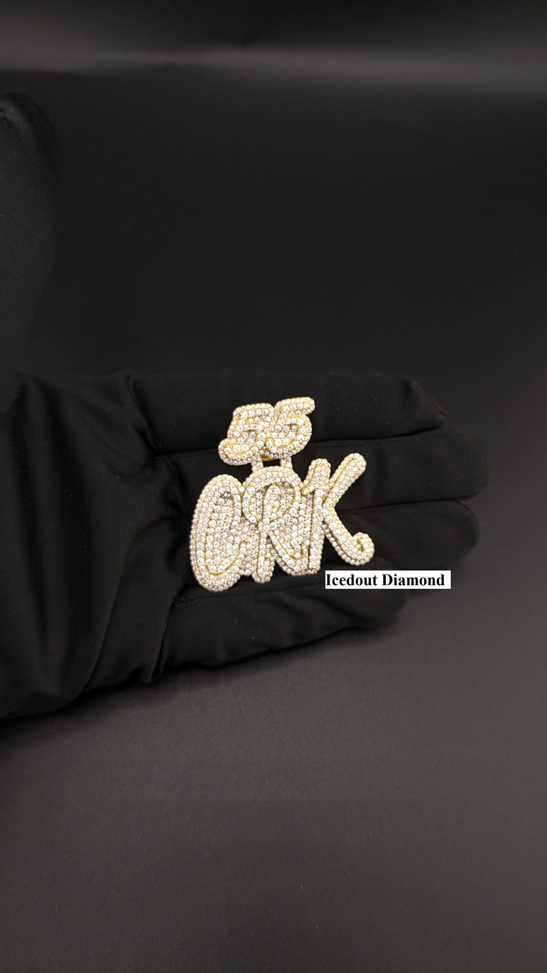 Custom VVS Moissanite Pendant 14K Gold Touch Custom Pendants Icedout