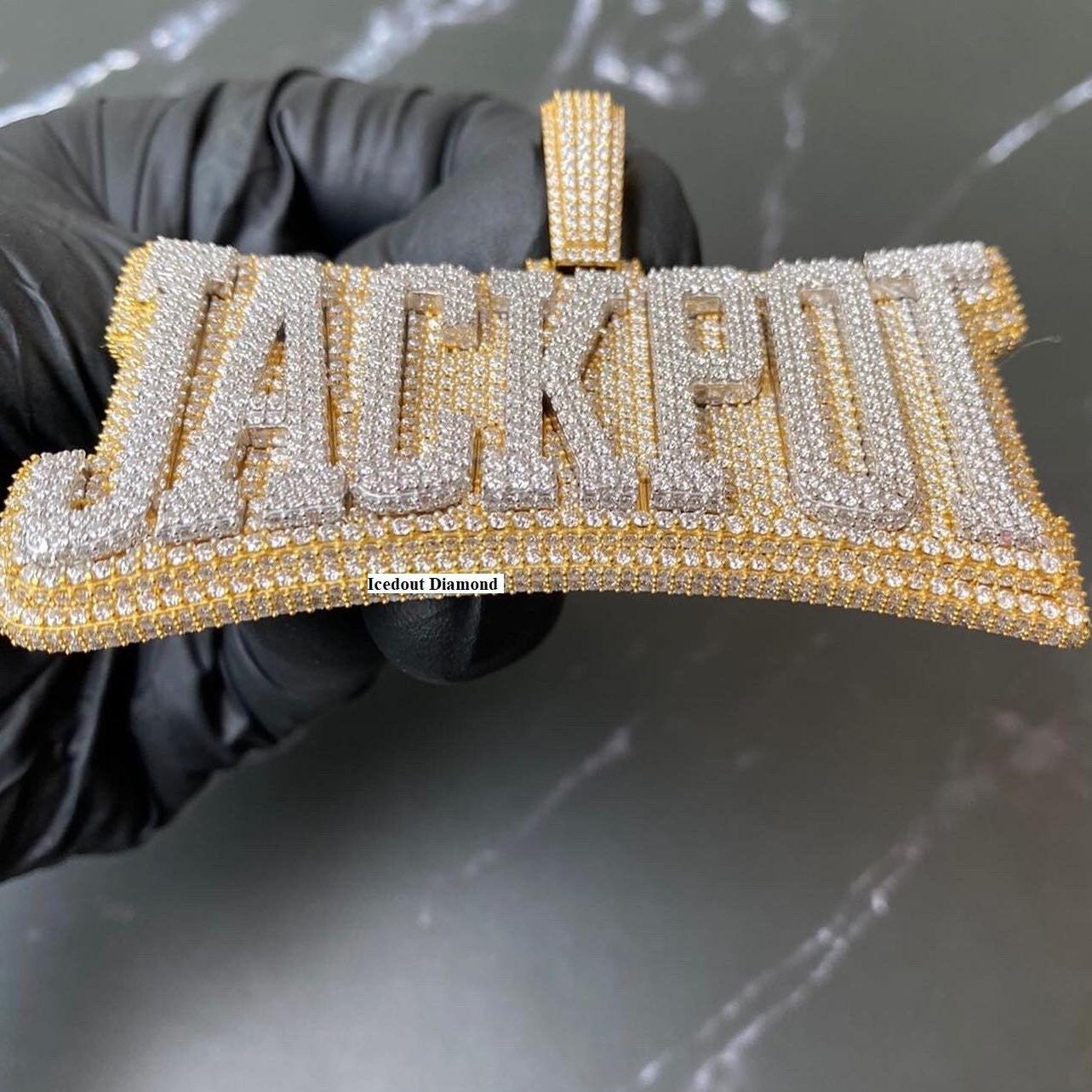 Ciondolo Lettera Personalizzato Per Uomo In Argento 925 Con Moissanite 3ct Oro Giallo 14K