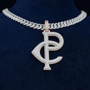 Colgante de moissanita personalizado, colgante de letra personalizado, probador de diamantes, joyería personalizada para hombre, colgante de letra Josky en plata
