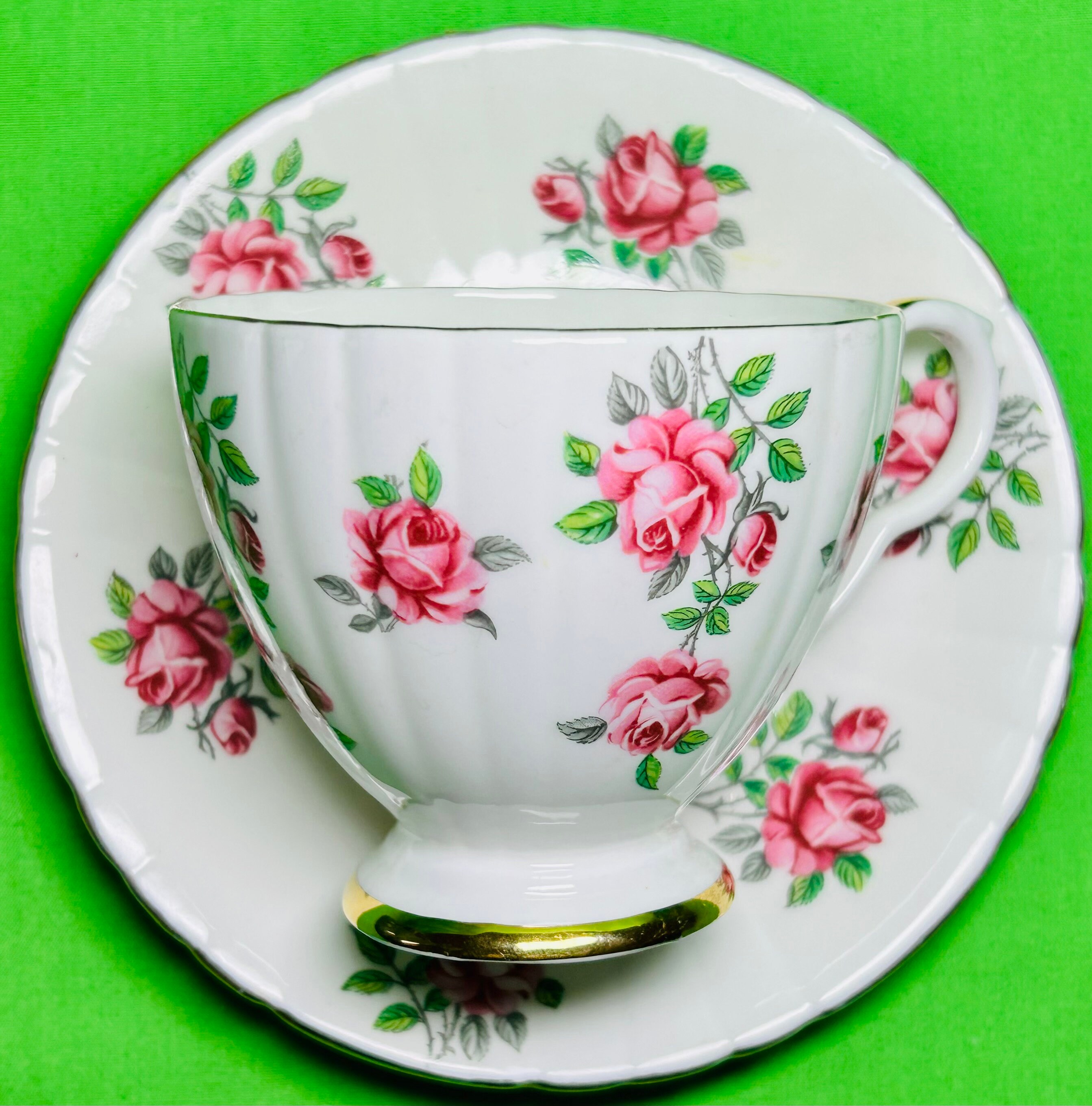 英国テニス・セット美品：ロイヤル・グラフトン、ビンテージ Royal grafton cups - Etsy 日本