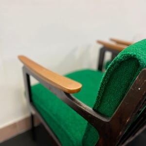 Vintage restored Armchair  / 60s chair/ Vintage Chair/ MCM chair / gift for home / gift for her / furniture vintage interior green