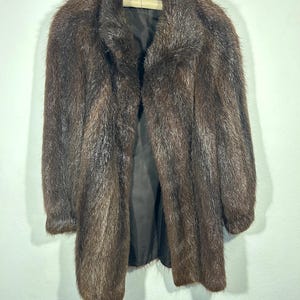70s Brown Fur Coat| Vintage Women&#39;s Winter Fur Long Coat | Warm Winter Coat / Real different Jacket Suit Mid century modern coat Minimalist